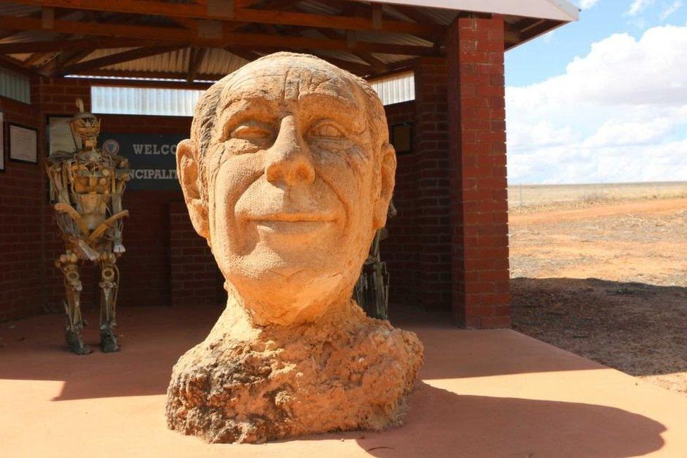 Bust of Prince Leonard