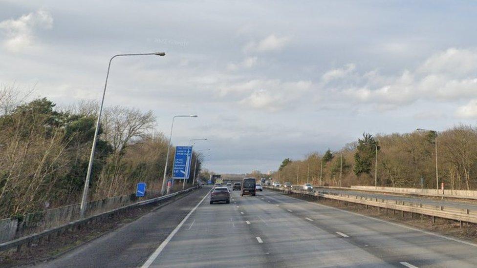 View along M1 carriageway near junction five