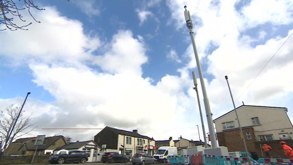 The 5G masts in Scholes