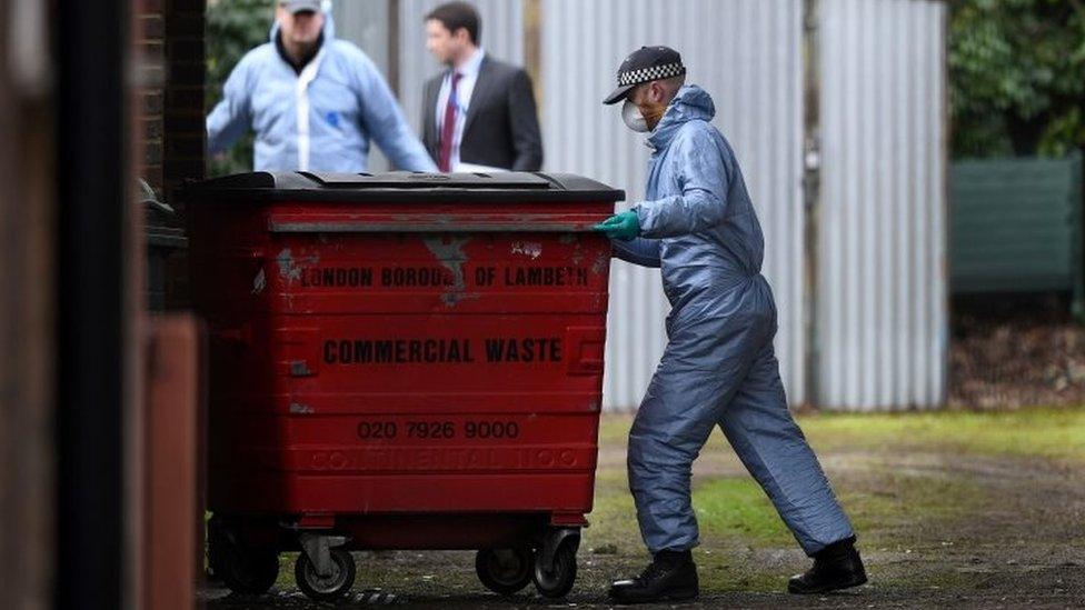 Forensic teams in Streatham