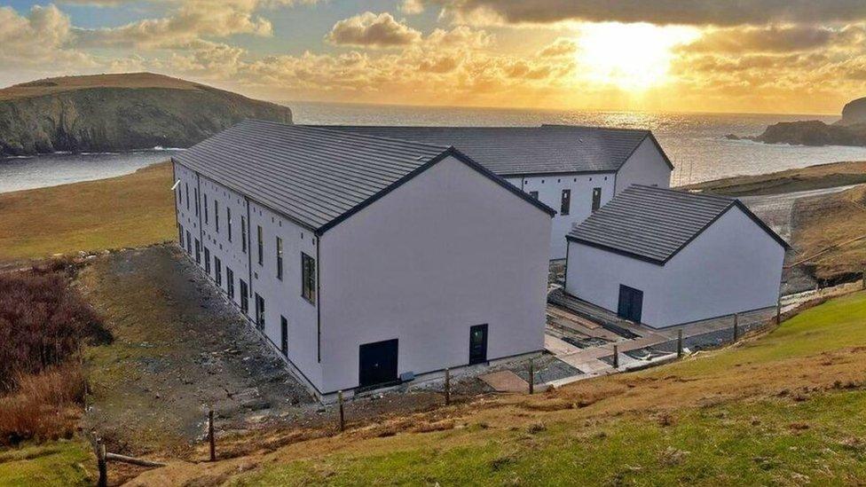 The new Fair Isle Bird Observatory