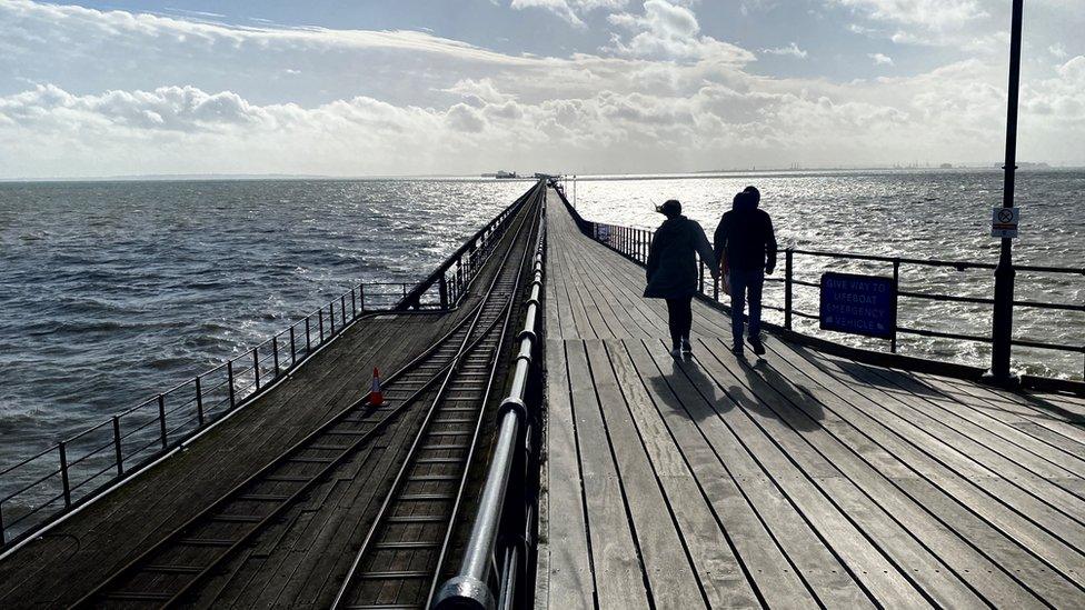 Southend pier