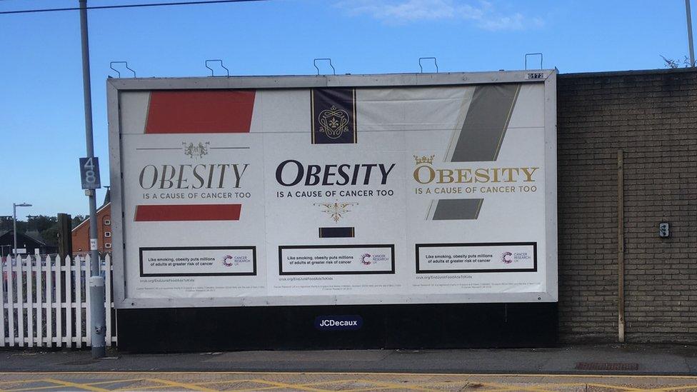 Billboard showing obesity risk