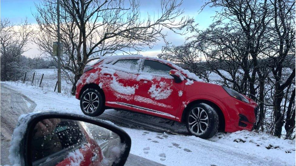 Car stuck Gartloch Road Glasgow