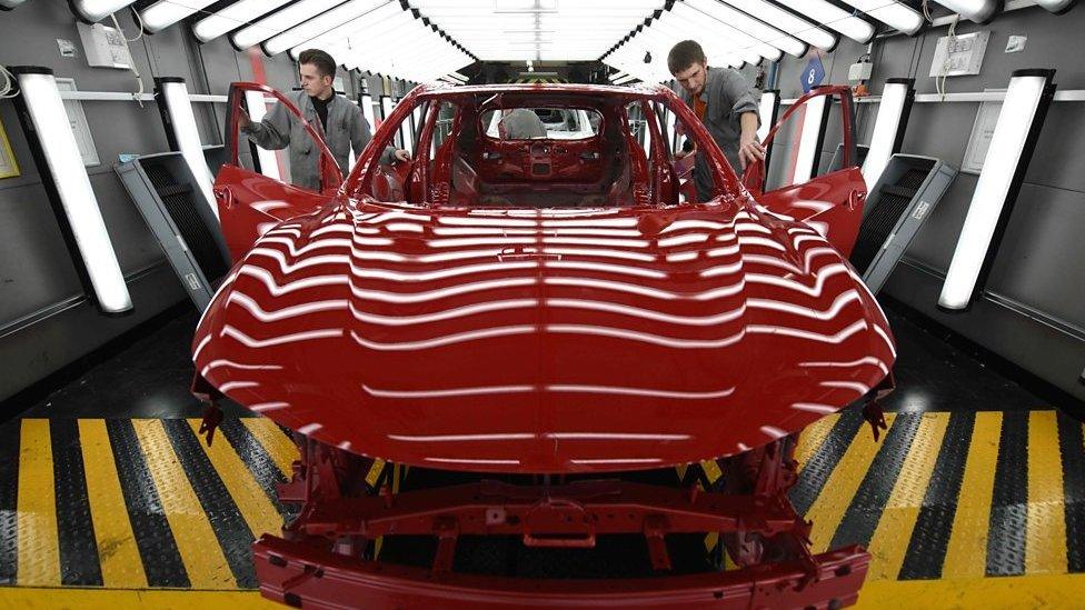 A Qashqai on the Nissan production line