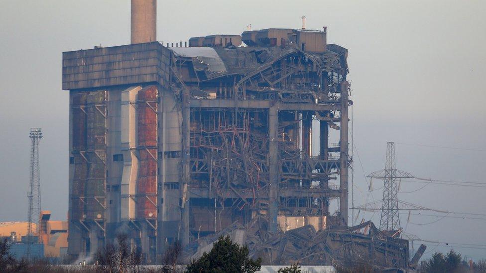 The scene at Didcot Power Station