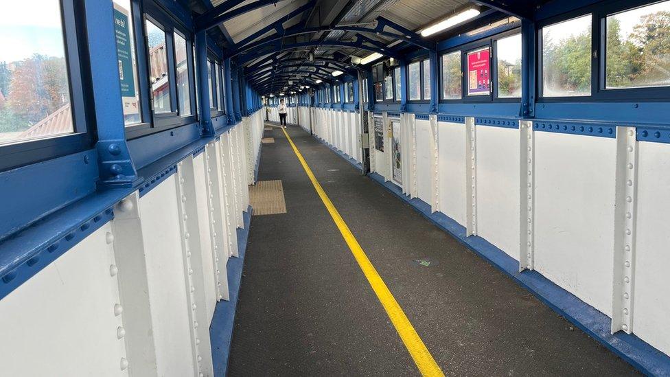 Guildford Station footbridge