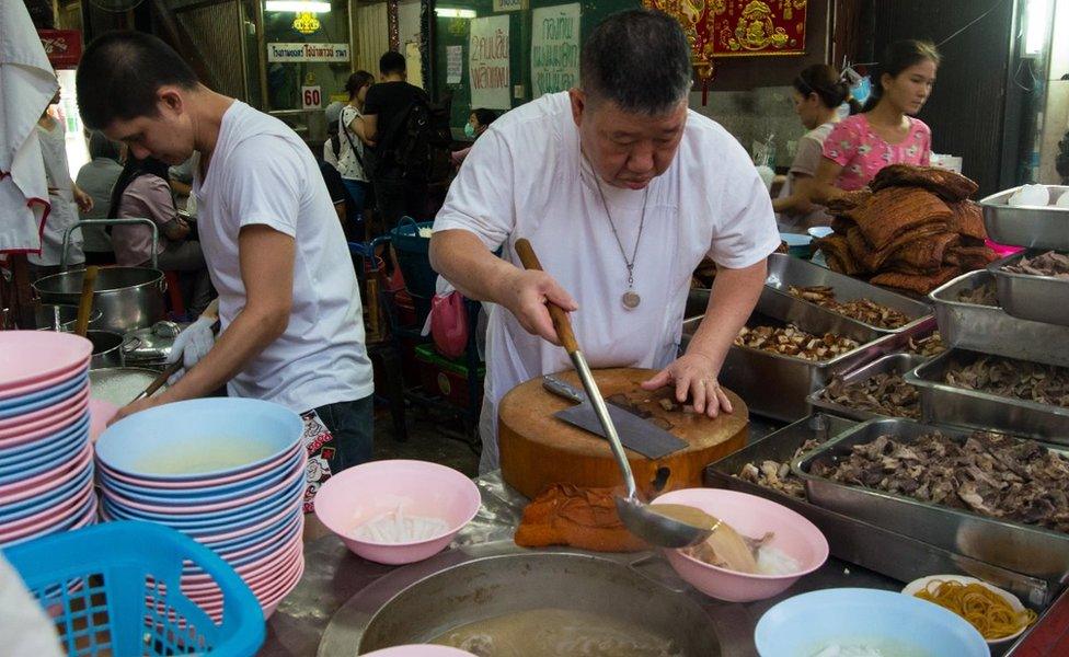 Picture of a Thai street hawker in Bangkok