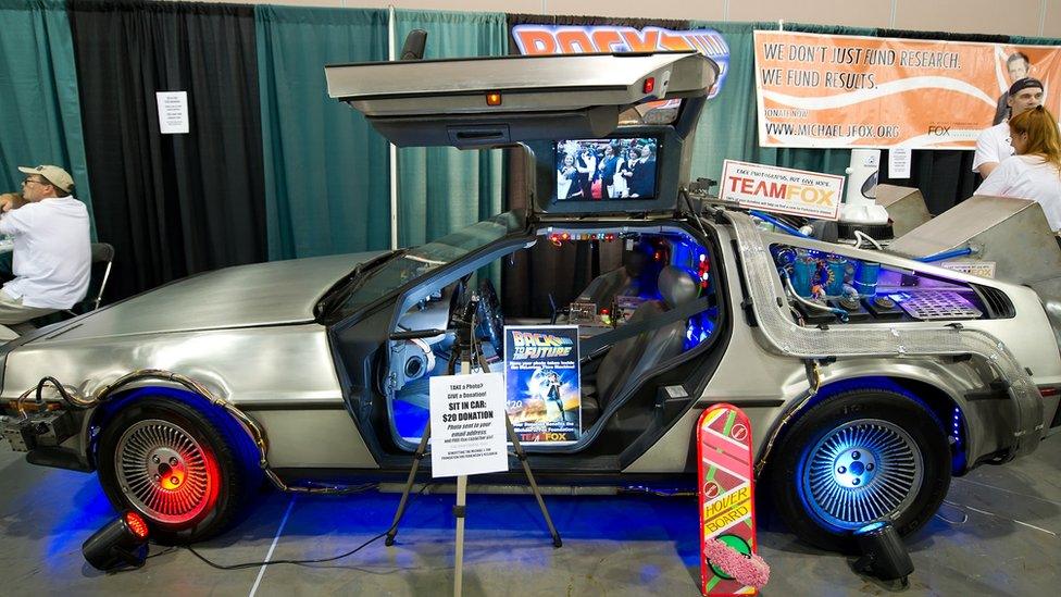 DeLorean car