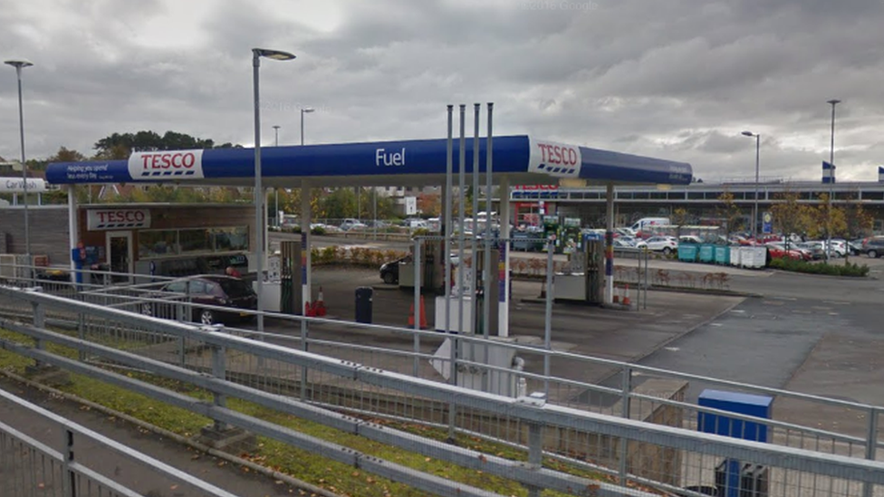 Tesco filling station, Lanark Road, Carluke