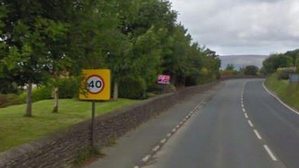 Road with 40mph sign