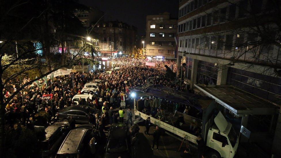 Protesters outside RTS building in Belgrade, Serbia. Photo: 16 March 2019