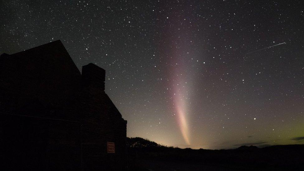 Aurora and meteor seen from Caithness