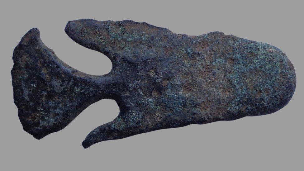 Bronze Age arrow tip