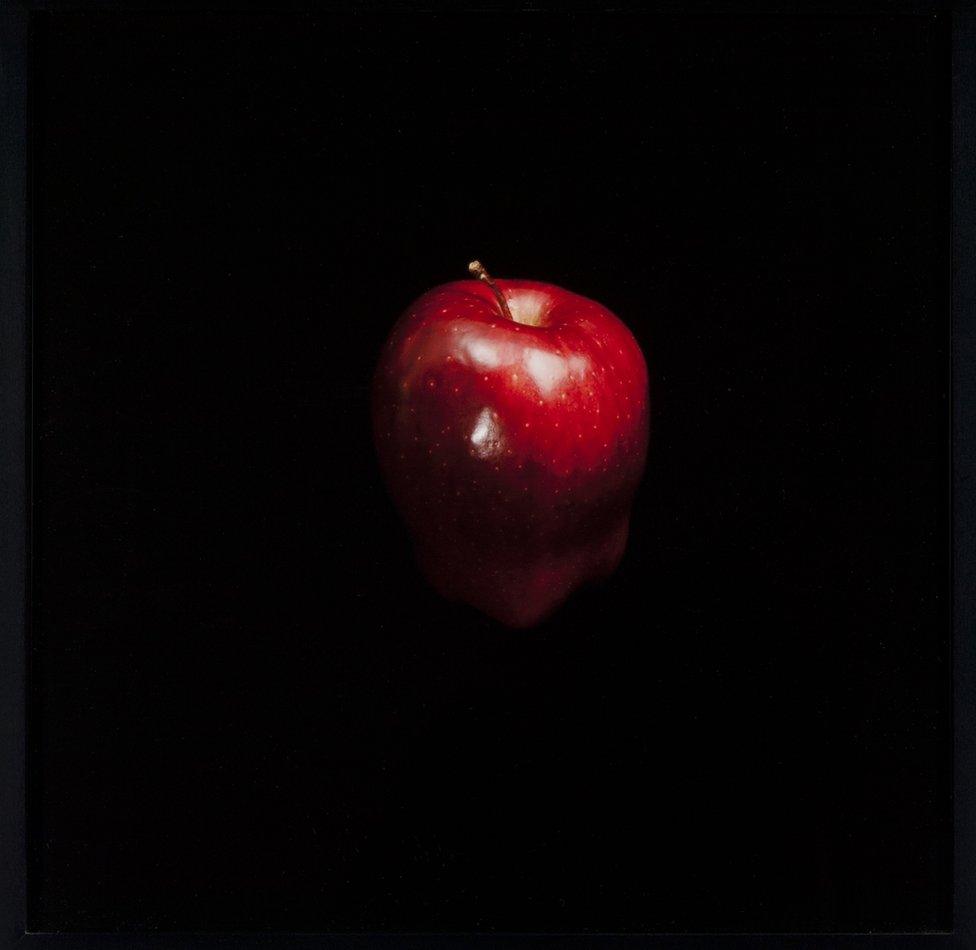 A red apple