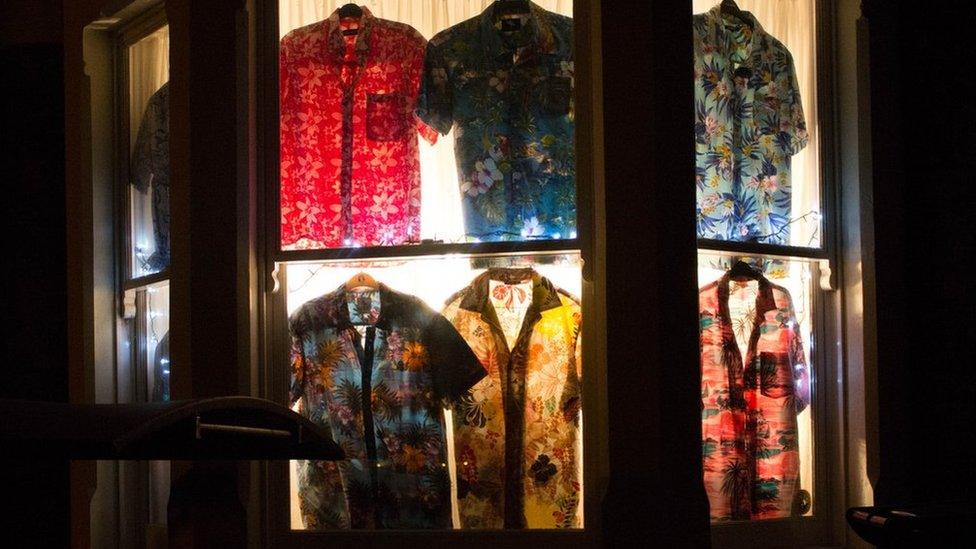 Window display - shirts