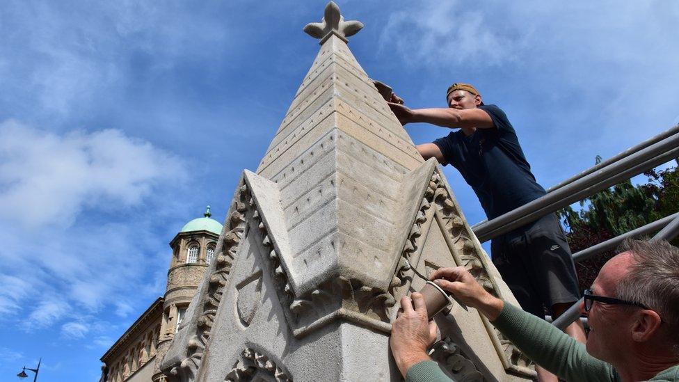 Restoration of a fountain