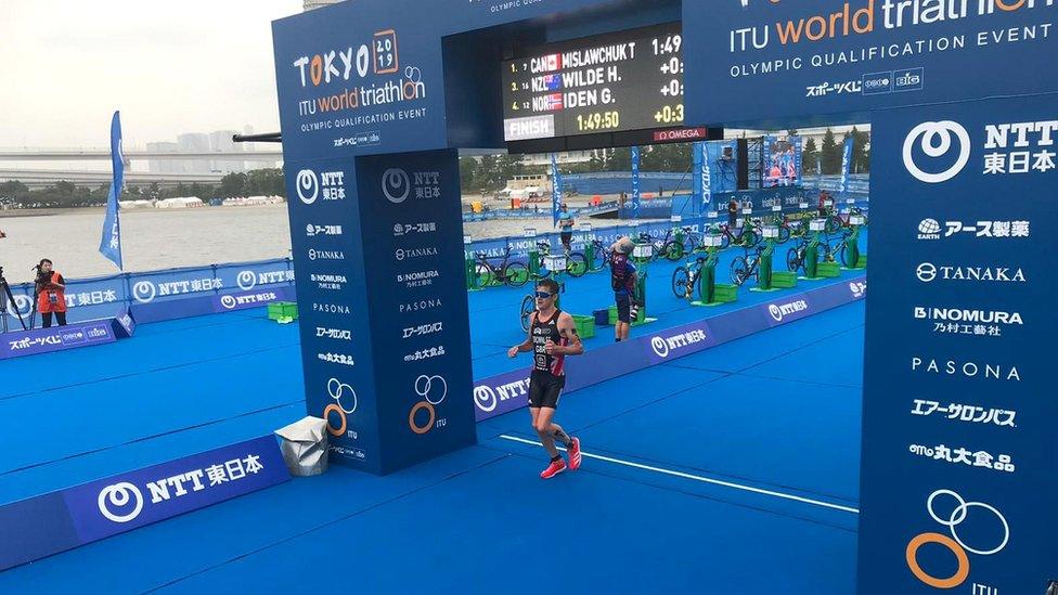 GB's Jonny Brownlee finishes fifth in the triathlon Olympic test event in Tokyo in 2019