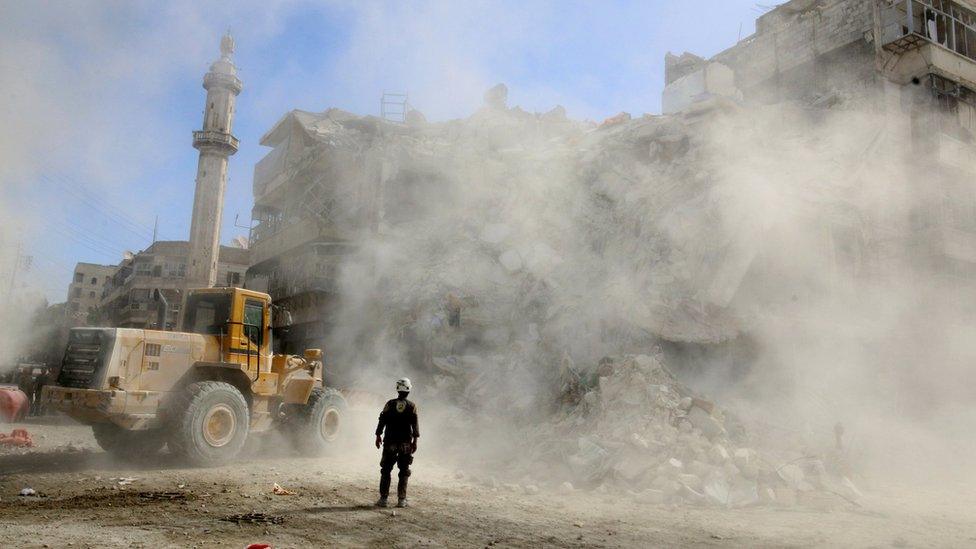 Bulldozer in Aleppo