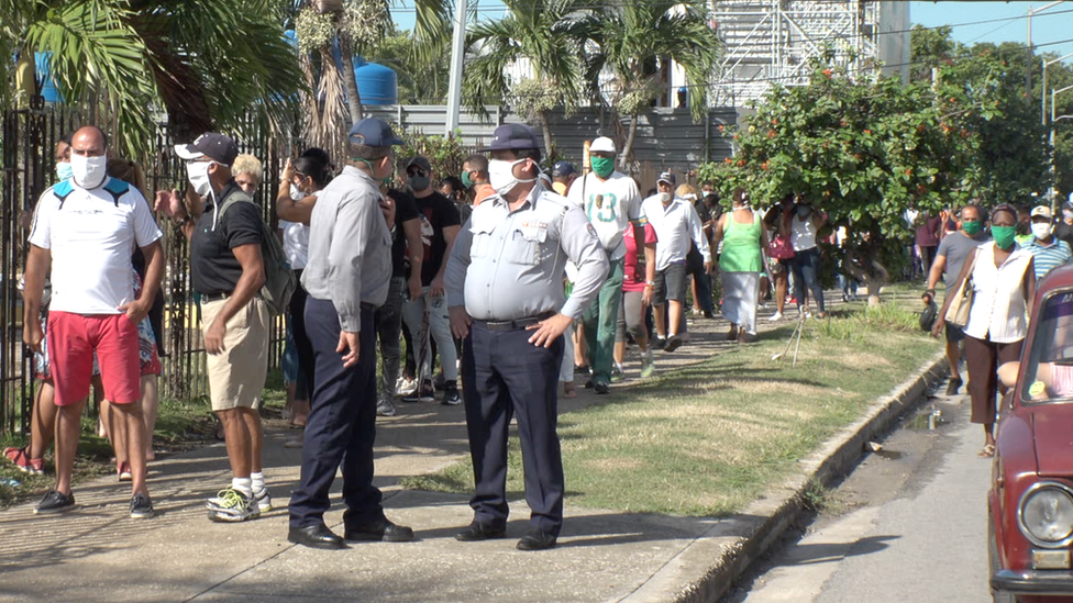 Queue outside a dollar store in Havana