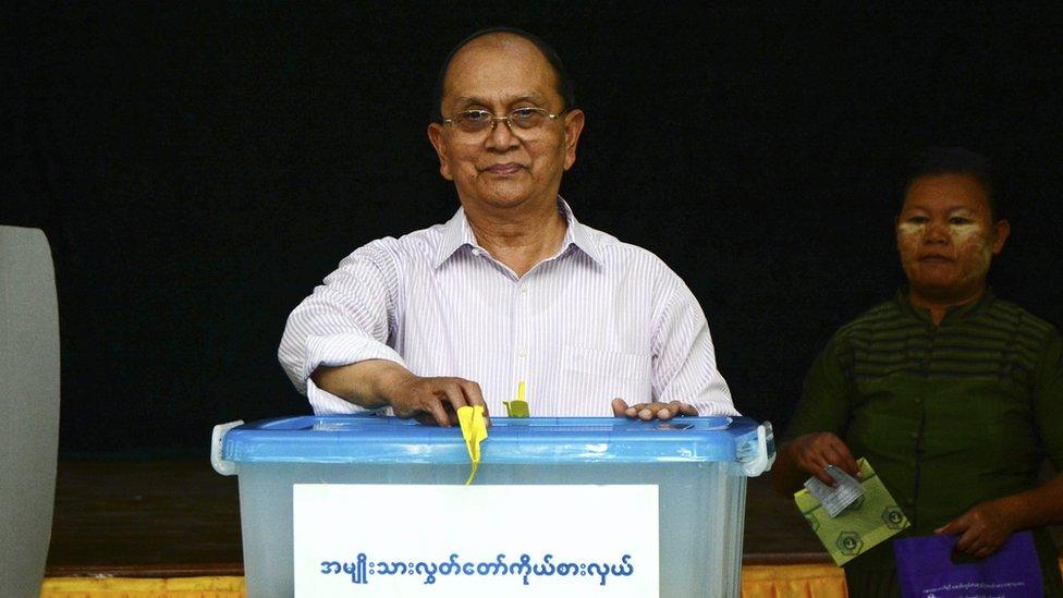 Myanmar President Thein Sein votes (8 Nov 2015)