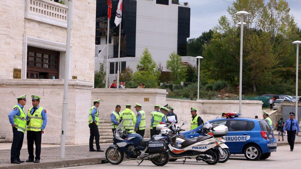 Tight security for Serbia football team (7 Oct)