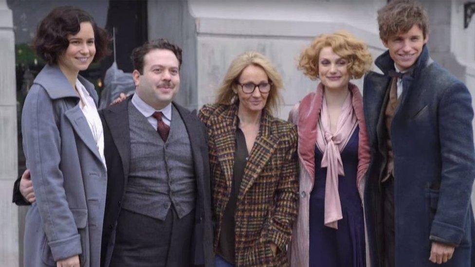 cast and crew of Fantastic Beasts and Where to Find Them