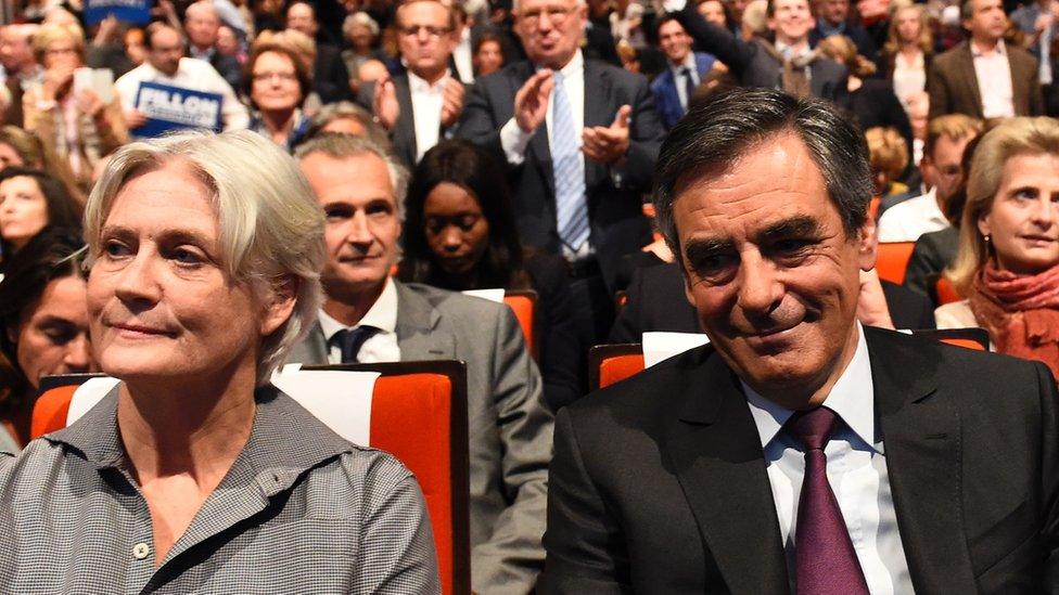 French conservative Francois Fillon and his wife Penelope (L), 18 Nov 16