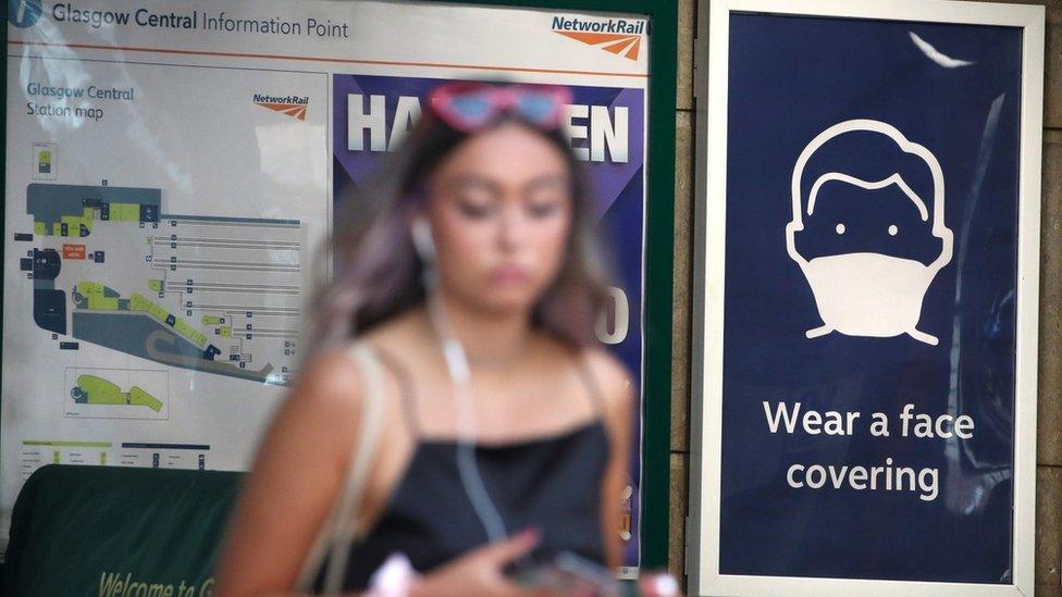 Sign at Glasgow Central station