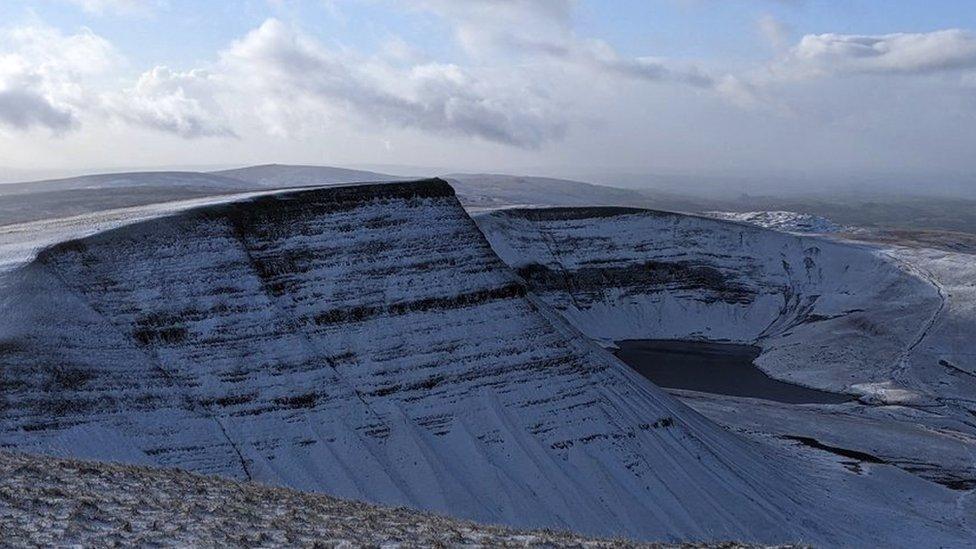 Copaon Y Mynydd Du; Waun Lefrith a Phicws Du