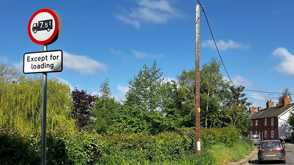 The "except for loading" lorry signs on the way into Eye, Suffolk