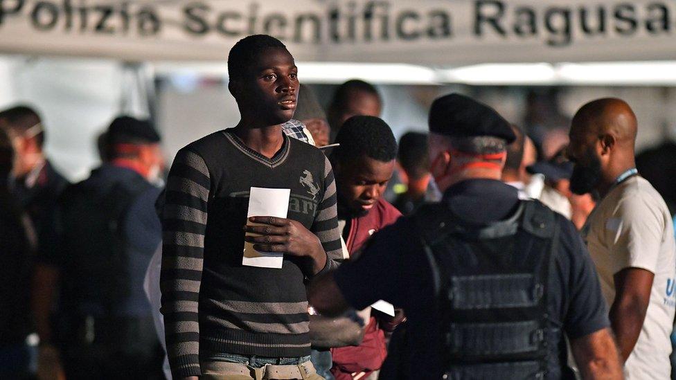 Migrants picked up by Italian coastguard, 19 Jun 18