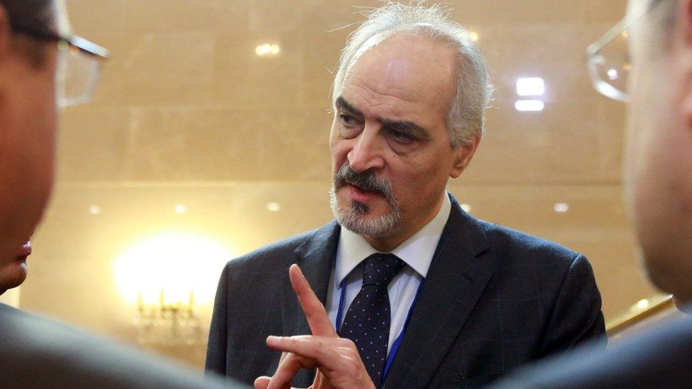 Bashar Jaafari gestures at talks in Astana, Kazakhstan (23 January 2017)