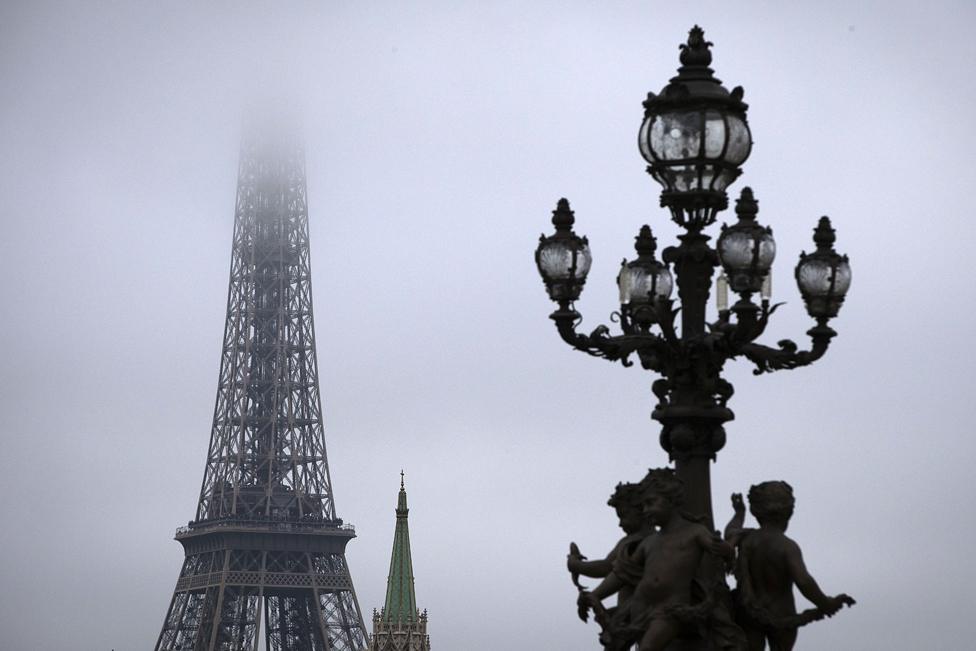 Paris in smog