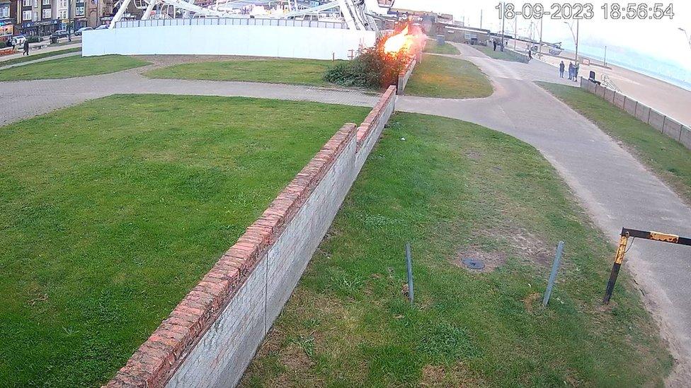 CCTV footage of the fire at Buggingham Hotel at the Sea Life Centre in Great Yarmouth