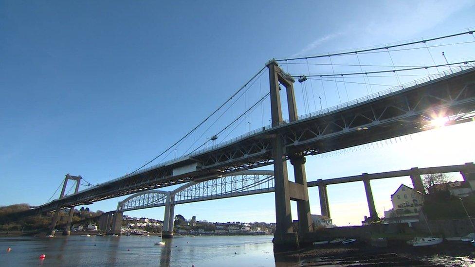 Tamar Bridge between Plymouth and Cornwall