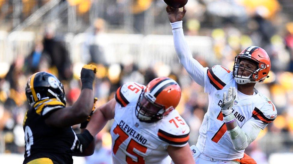 Two Cleveland Browns players in a match last year.