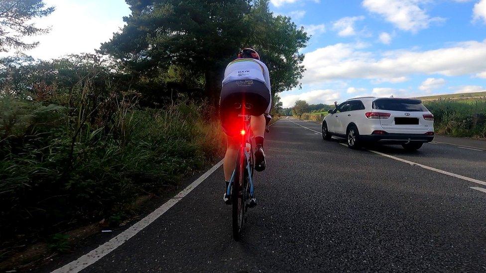 Driver makes rude gesture at Dame Sarah Storey