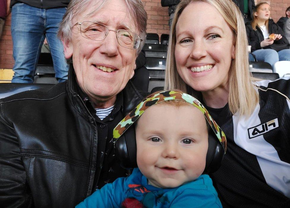 Helen Faccio with her father and son