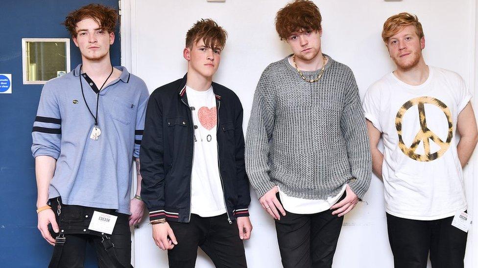 Viola Beach