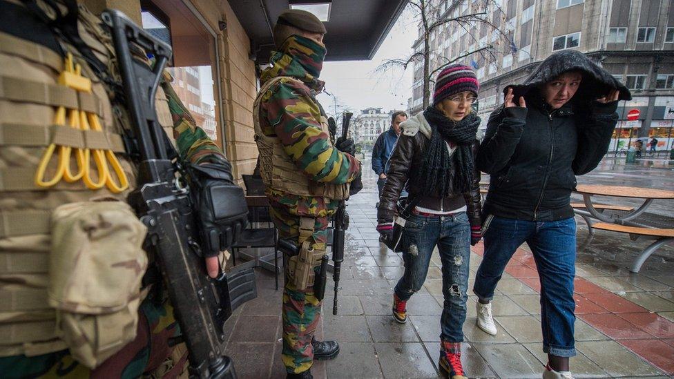 Soldiers patrol streets in Brusslesl