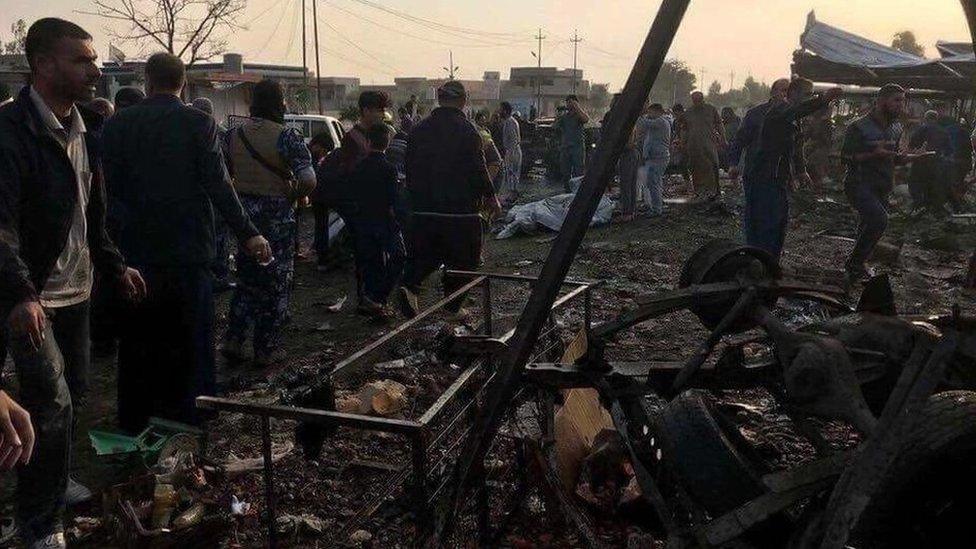 Aftermath of attack on vegetable market in Tuz Khurmatu, Iraq (21 November 2017)