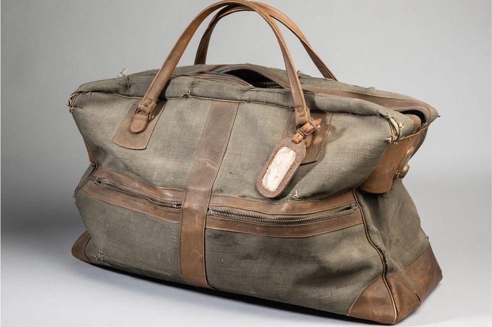 Duncan Edwards' bag