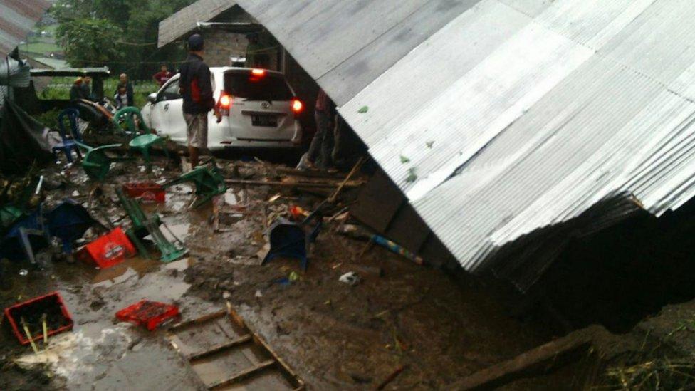 Picture of aftermath of landslide at Songan village on Bali