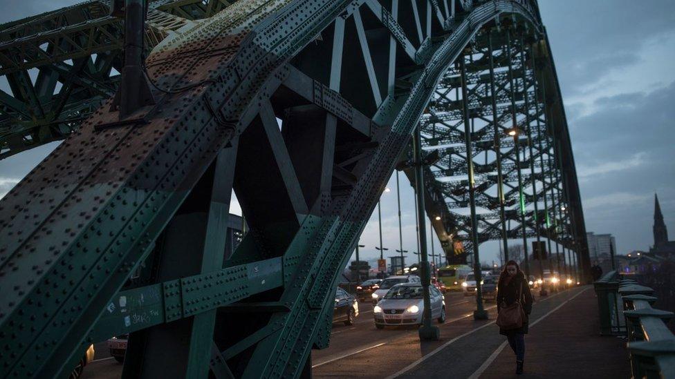 Wearmouth Bridge