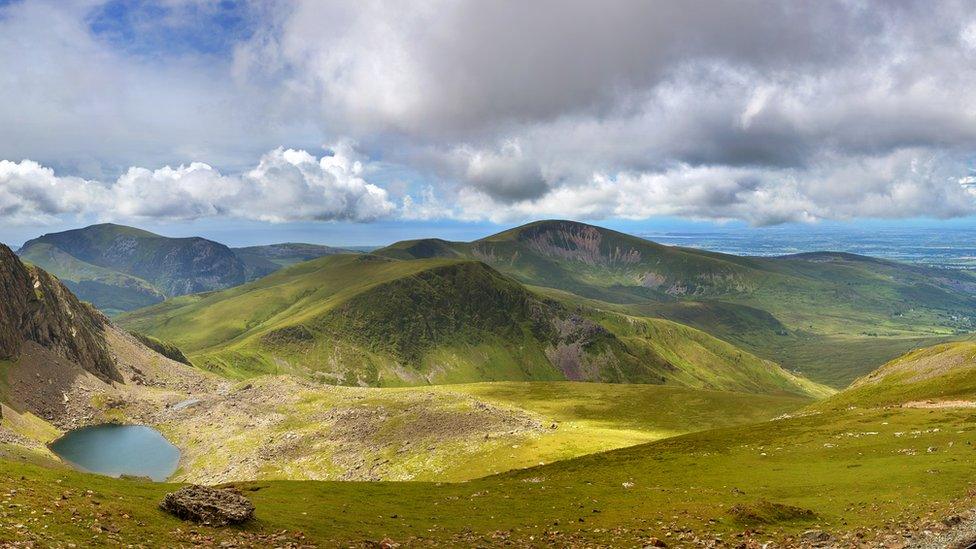 microplastic-snowdon.