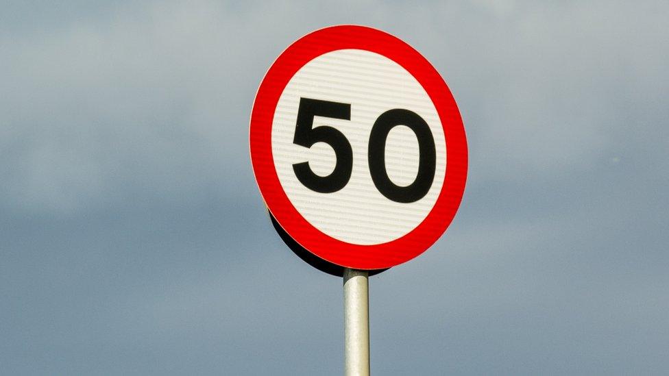 50mph sign