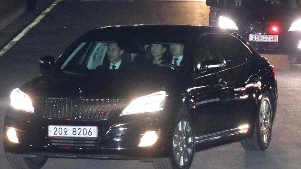 Park Geun-hye leaves the presidential palace