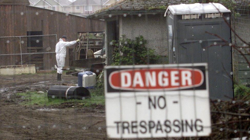 Police search through Pickton's farm