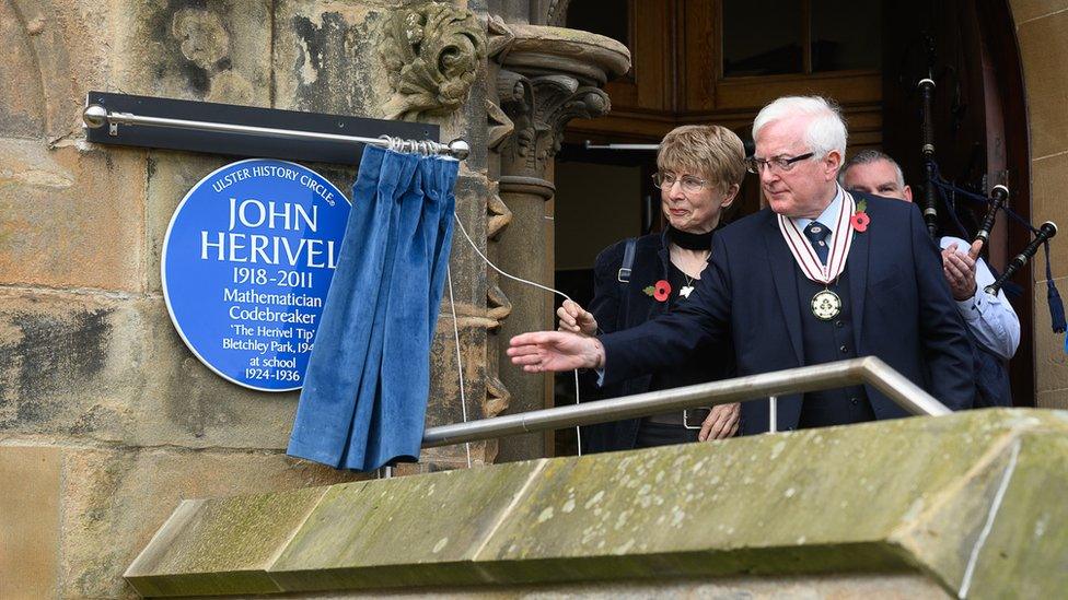 Plaque unveiling